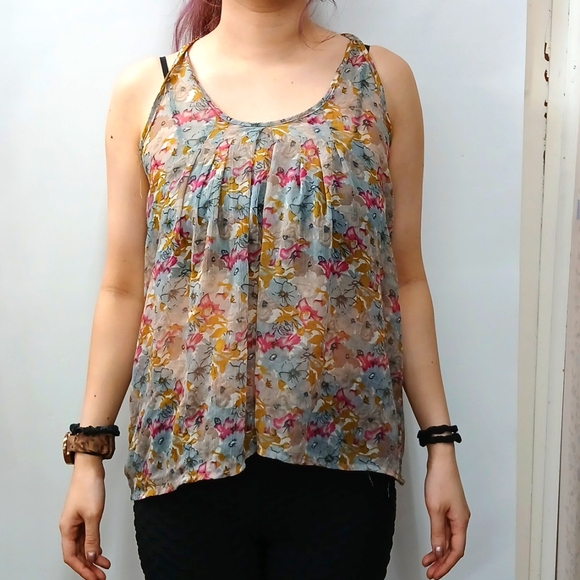 Passport Tops - Flower tank top